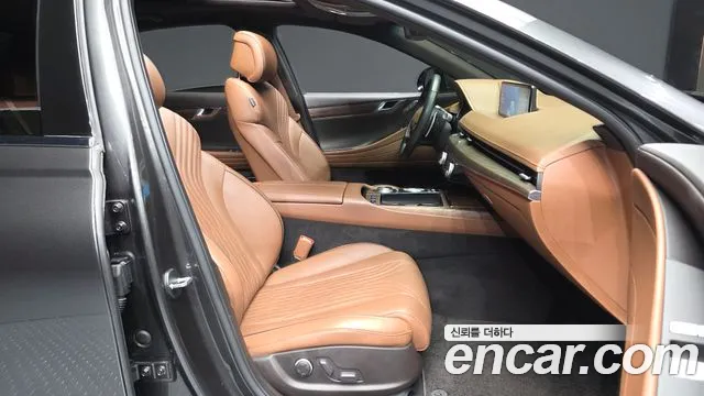 Genesis G80 Бензин 2.5 турбо AWD — Фото автомобиля 12