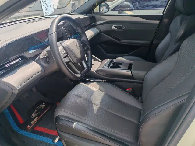 BYD Qin L — Фото автомобиля 6