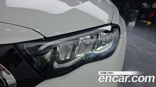 Mercedes-Benz E-Class — Фото автомобиля 22