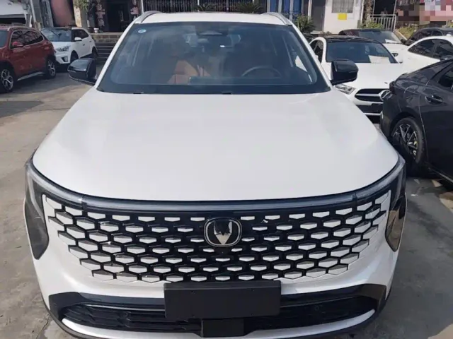 Changan CS55 Plus — Фото автомобиля 2