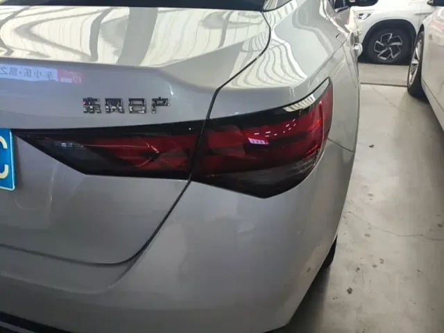 Nissan Sylphy — Фото автомобиля 7