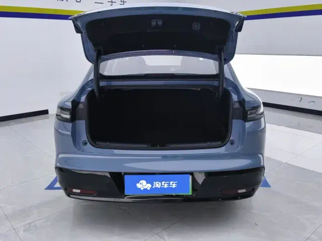 Leapmotor B01 — Фото автомобиля 4