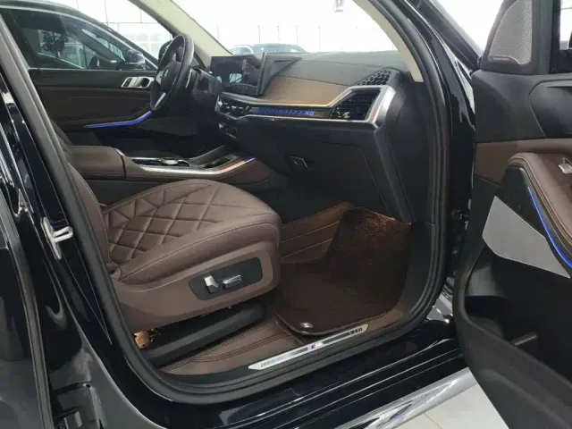 BMW X5 — Фото автомобиля 13