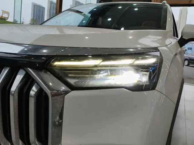 Geely Haoyue L — Фото автомобиля 5