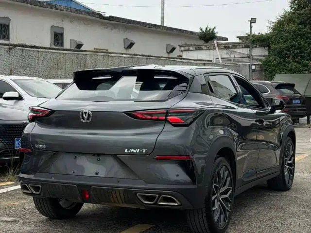 Changan UNI-T — Фото автомобиля 9
