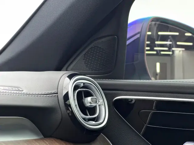 Mercedes-Benz C-Class — Фото автомобиля 15
