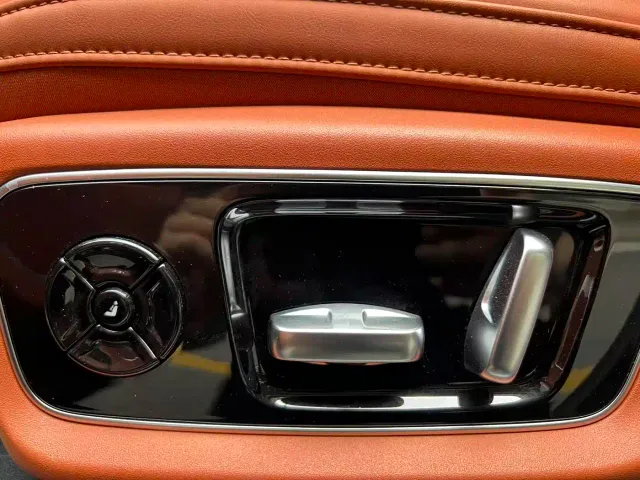 Li Auto L7 — Фото автомобиля 6