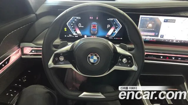 BMW 7 Series G70 — Фото автомобиля 12