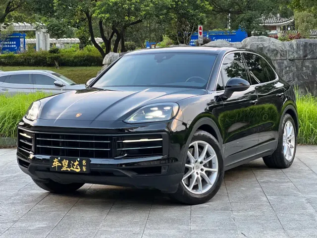 Фотография автомобиля — Porsche Cayenne
