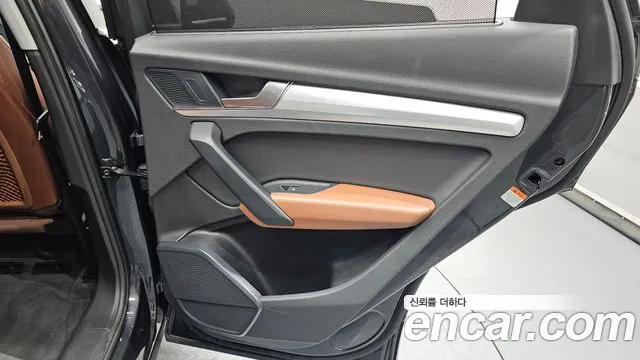 Audi Q5 45 TFSI quattro — Фото автомобиля 24