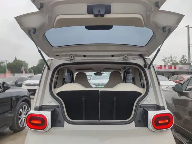 Wuling Hongguang Mini EV — Фото автомобиля 18