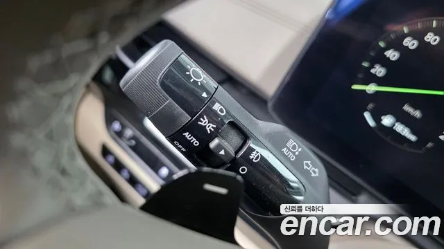 Kia Carnival 4th Gen — Фото автомобиля 27