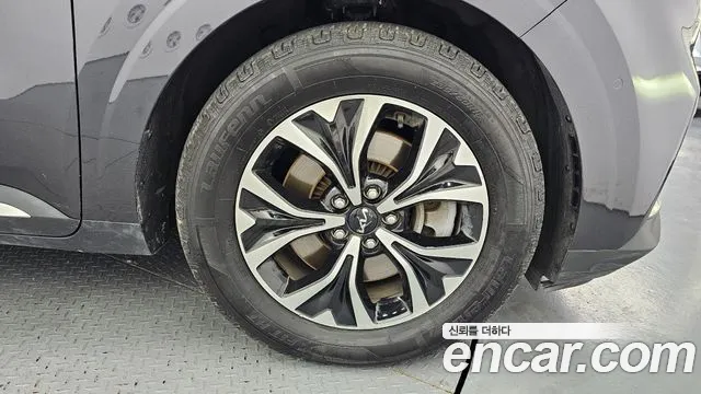 Kia Canival Carnival 4 поколение Бензин 9 мест Noblesse — Фото автомобиля 21