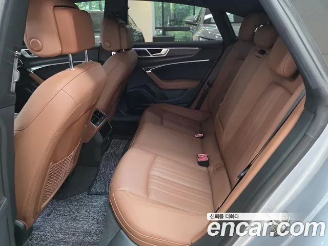 Audi A7 — Фото автомобиля 16