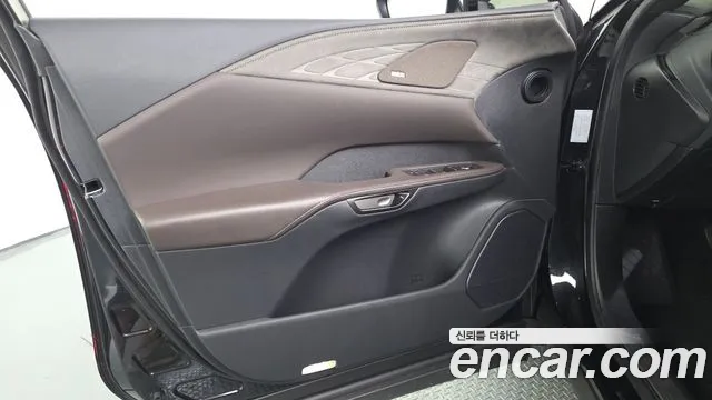 Lexus RX — Фото автомобиля 24