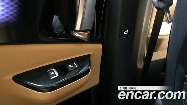 Kia Canival Carnival 4 поколение Бензин 9 мест Signature — Фото автомобиля 18