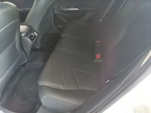 Geely Galaxy L6 — Фото автомобиля 16