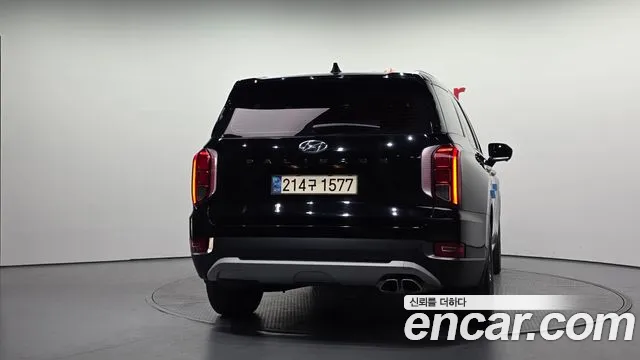 Hyundai Palisade Palisade Дизель 2.2 2WD — Фото автомобиля 4