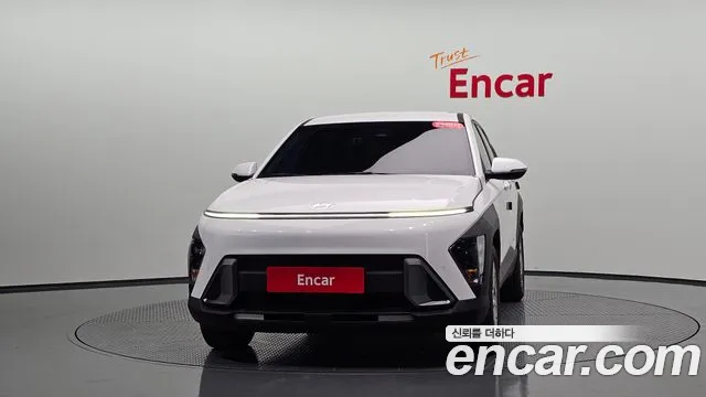 Hyundai Kona SX2 — Фото автомобиля 3