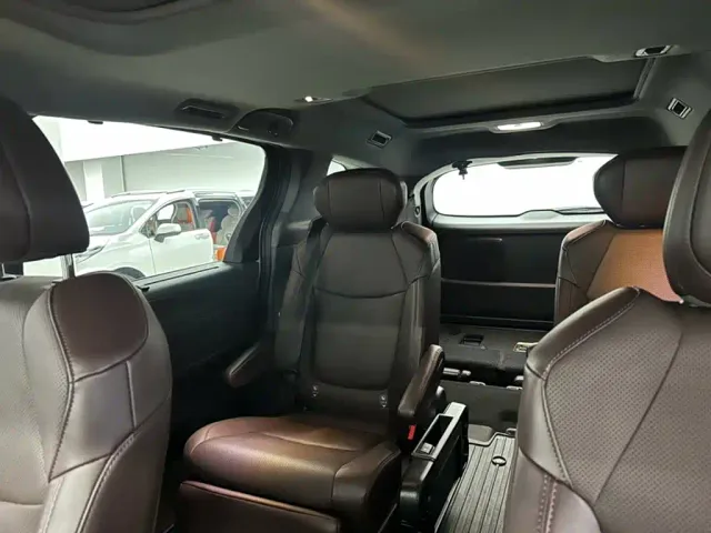 Toyota Granvia — Фото автомобиля 19