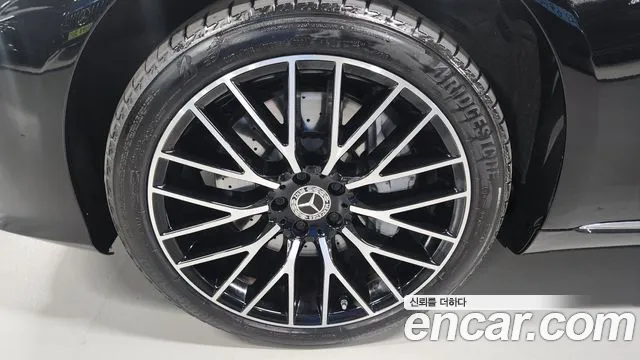 Mercedes-Benz S-Class — Фото автомобиля 16