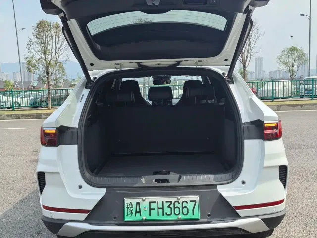 BYD Song PLUS — Фото автомобиля 15