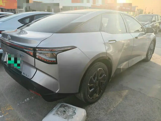 Toyota bZ3 — Фото автомобиля 7