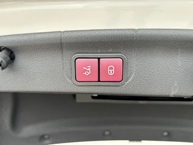 Mercedes-Benz C-Class — Фото автомобиля 29