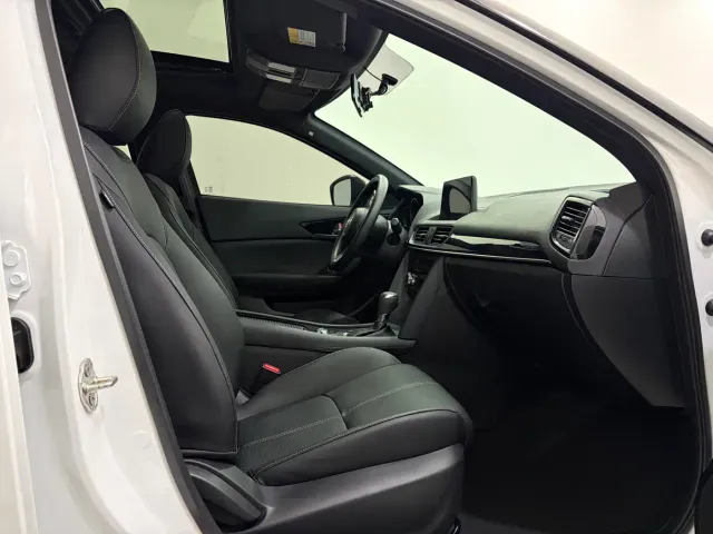 Mazda CX-4 — Фото автомобиля 13