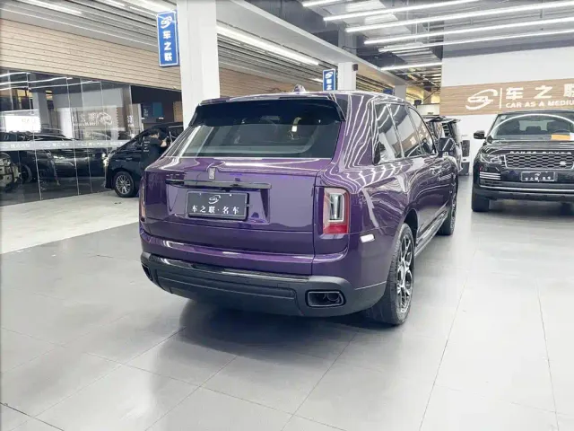 Rolls-Royce Cullinan — Фото автомобиля 6