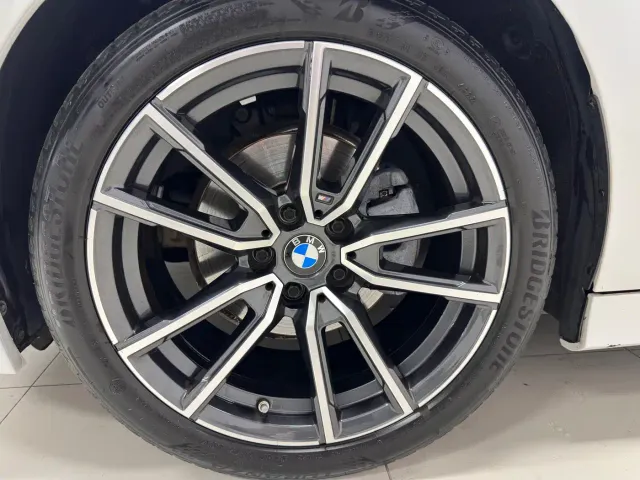 BMW 3 Series — Фото автомобиля 24