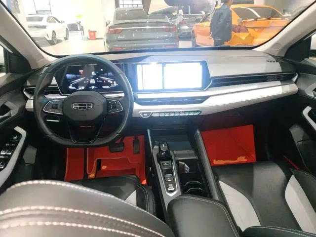Geely Binrui — Фото автомобиля 9