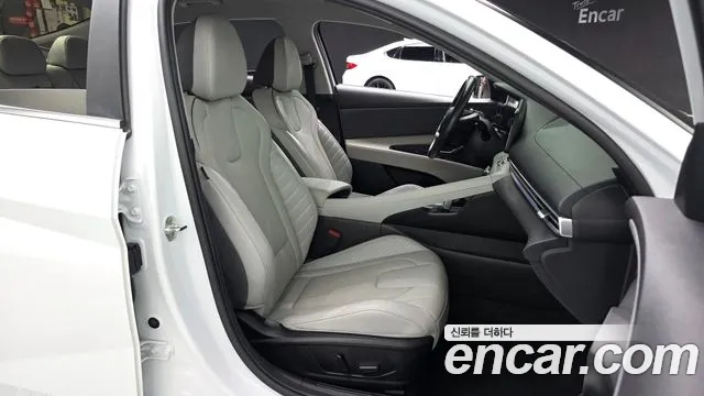 Hyundai Avante — Фото автомобиля 11