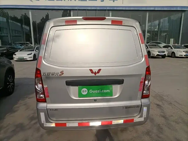 Wuling Rongguang S — Фото автомобиля 5