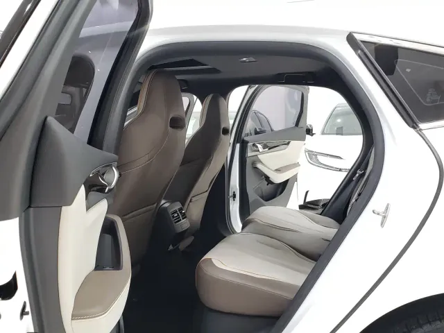 BYD Qin PLUS — Фото автомобиля 7