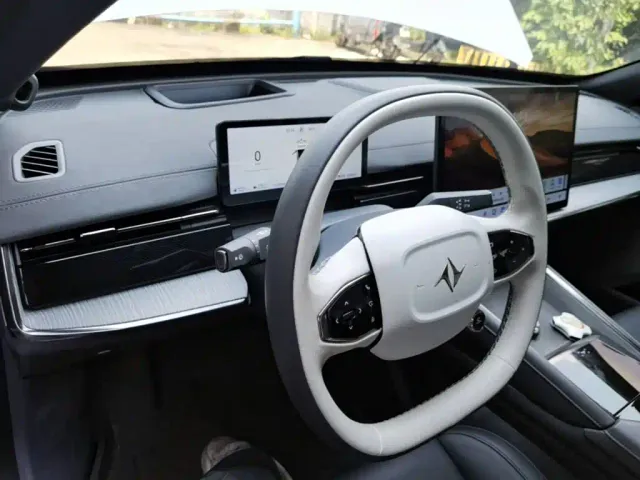 Dongfeng eπ 007 — Фото автомобиля 9