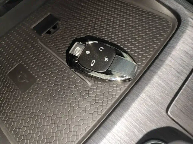 GAC Trumpchi GS8 — Фото автомобиля 8