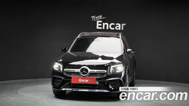 Mercedes-Benz GLB-Class — Фото автомобиля 3