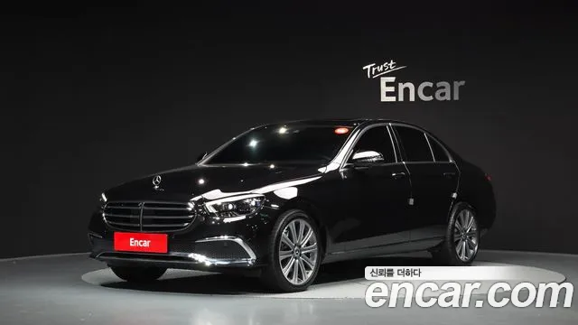 Фотография автомобиля — Mercedes-Benz E-Class W213