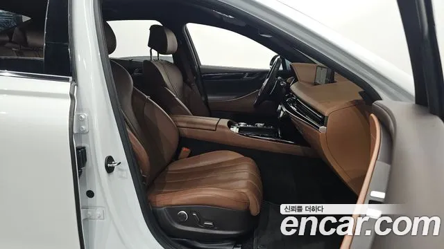 Genesis G80 RG3 — Фото автомобиля 15