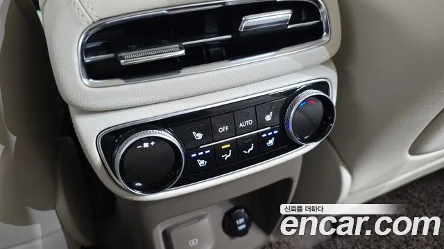 Genesis GV80 — Фото автомобиля 21