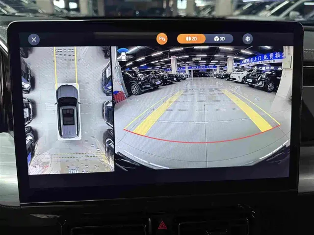 GAC Trumpchi GS8 — Фото автомобиля 25