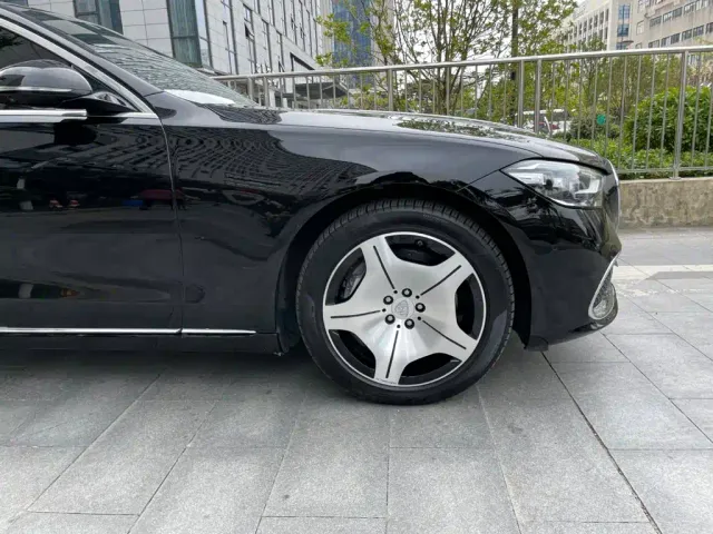 Mercedes-Benz Maybach S-Class — Фото автомобиля 24