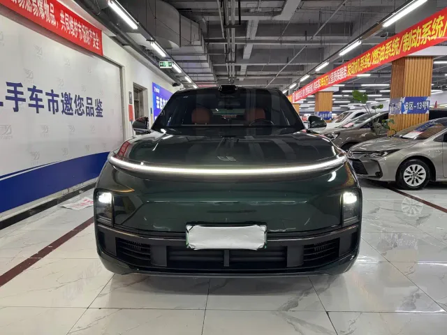 Фотография автомобиля — Li Auto L9