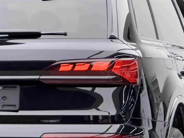 Audi Audi SQ7 2024 4.0 TFSI — Фото автомобиля 6