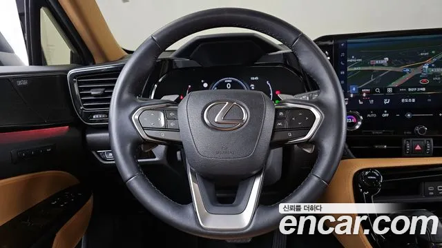 Lexus NX — Фото автомобиля 13