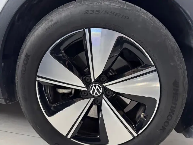 Volkswagen ID.4 X — Фото автомобиля 24