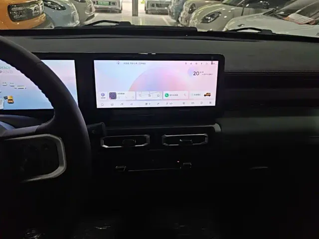 Baojun Yep — Фото автомобиля 12