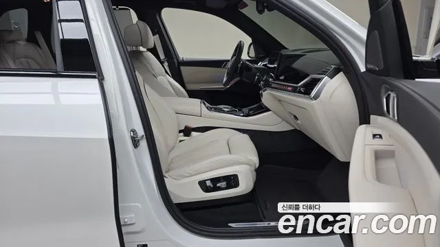 BMW X5 xDrive 40i M Sport — Фото автомобиля 22