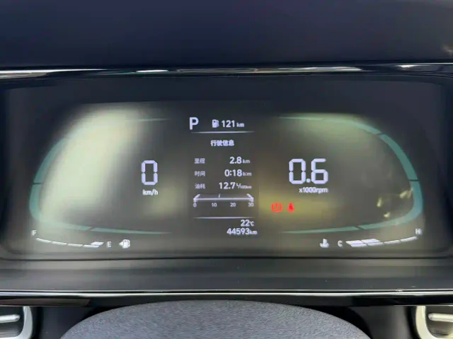 Hyundai Elantra — Фото автомобиля 10